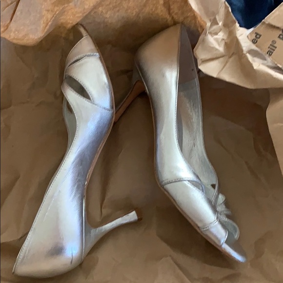 Manolo Blahnik Butterpump high heel peep silver 6 - Picture 2 of 4